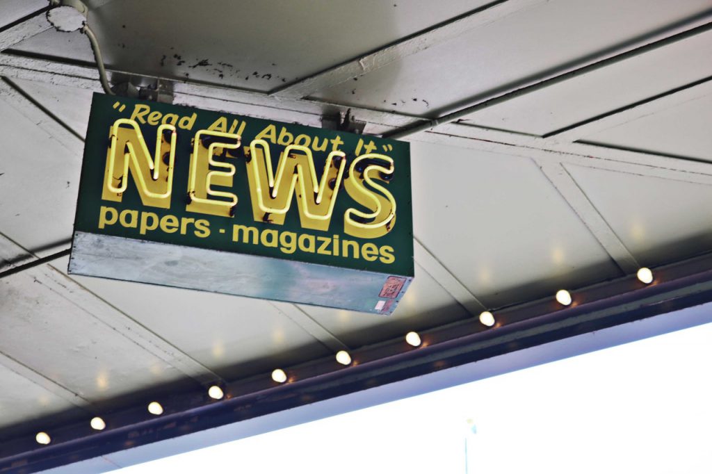 Sign: NEWS | Read All About It | Papers Magazines | Photo by Madison Inouye from Pexels
