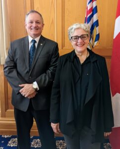 Bob D'Eith, Parliamentary Secretary for Arts and Film with Sylvia Skene, Executive Director, MagsBC at the BC Legislature, May 18/22